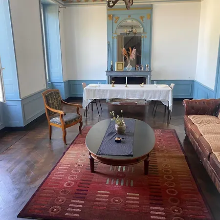 Hébergement de vacances Château De La Robinière 2 A 20 Personnes