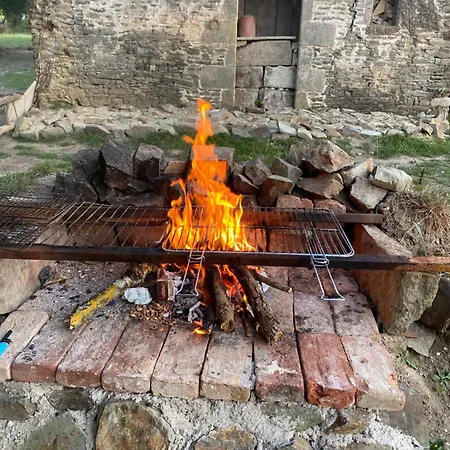 Château De La Robinière 2 A 20 Personnes Casa de Férias