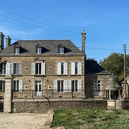 Château De La Robinière 2 A 20 Personnes