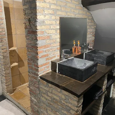 Hébergement de vacances Château De La Robinière 2 A 20 Personnes