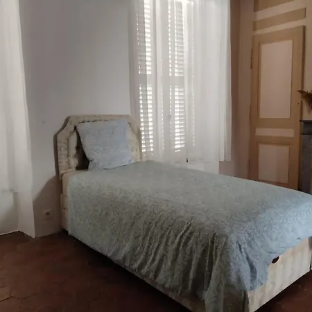 Château De La Robinière 2 A 20 Personnes *