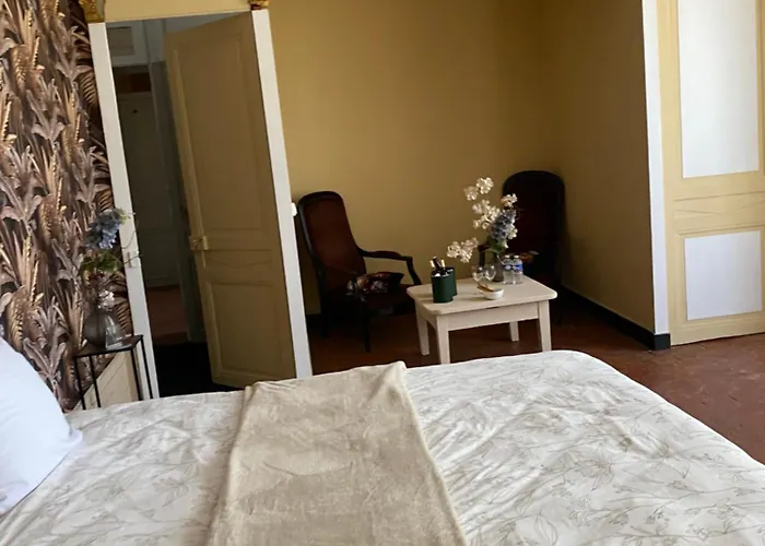 Château De La Robinière 2 A 20 Personnes * Saint-Cyr-en-Pail