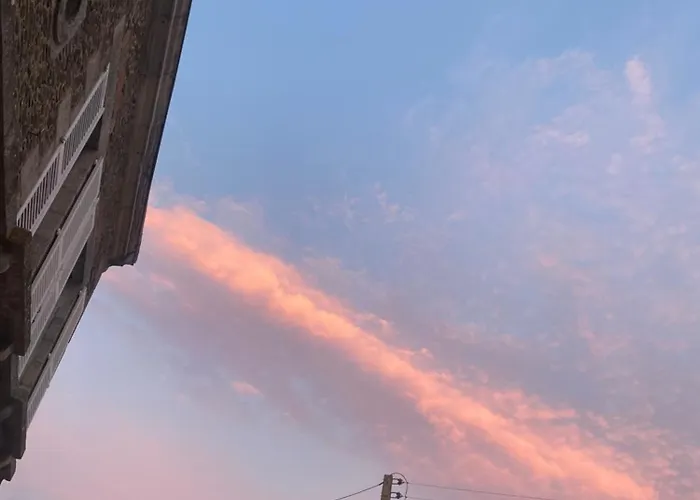 Hébergement de vacances Château De La Robinière 2 A 20 Personnes Saint-Cyr-en-Pail