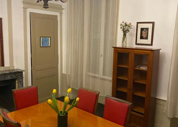 Château De La Robinière 2 A 20 Personnes